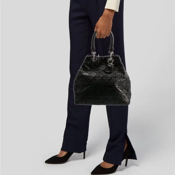 ☀️💃 Christian Dior Medium Cannage Lady Dior - Picture 3 of 10